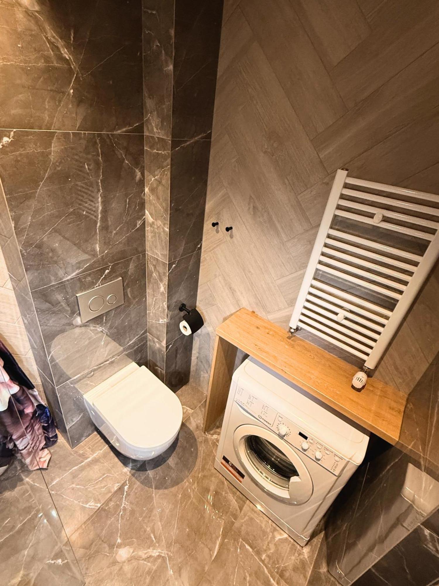 Apartament Bubble Z Darmowym Parkingiem Stary Toruń Exteriör bild